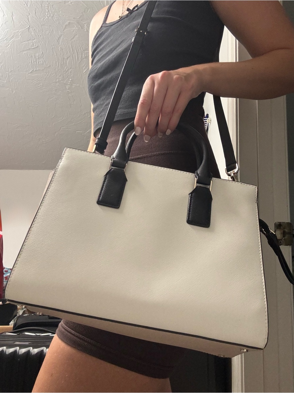 kate spade two-tone white and black leather satchel - Picture 2 of 10